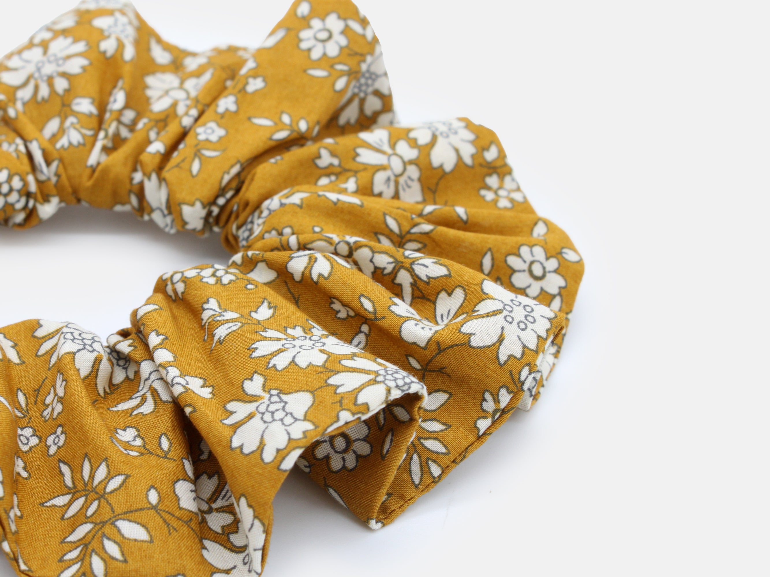 Scrunchie Close Up - Liberty London Capel G Print | Holme & Moss