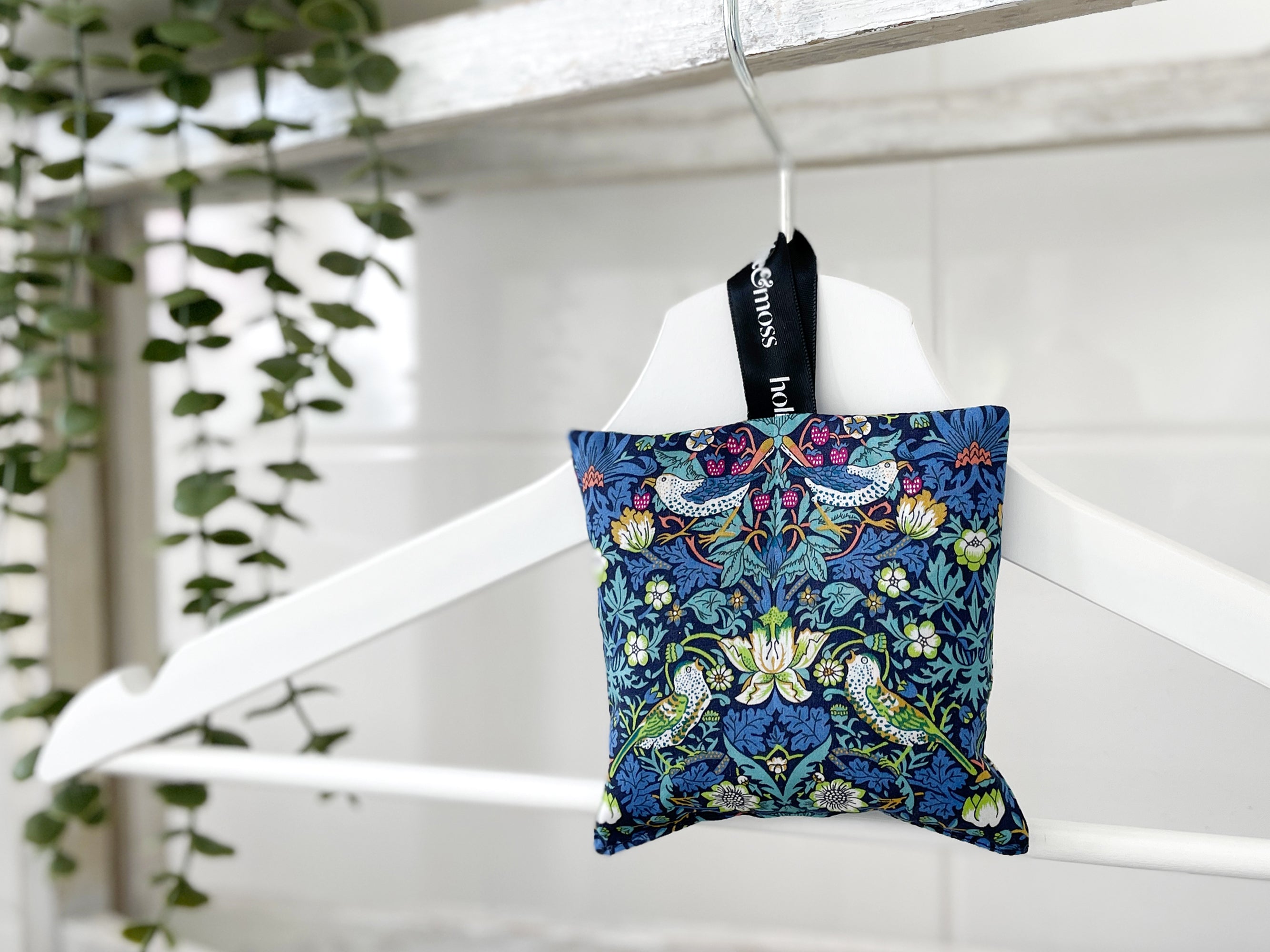 Lavender Bag - Liberty Strawberry Thief J Print | Holme & Moss