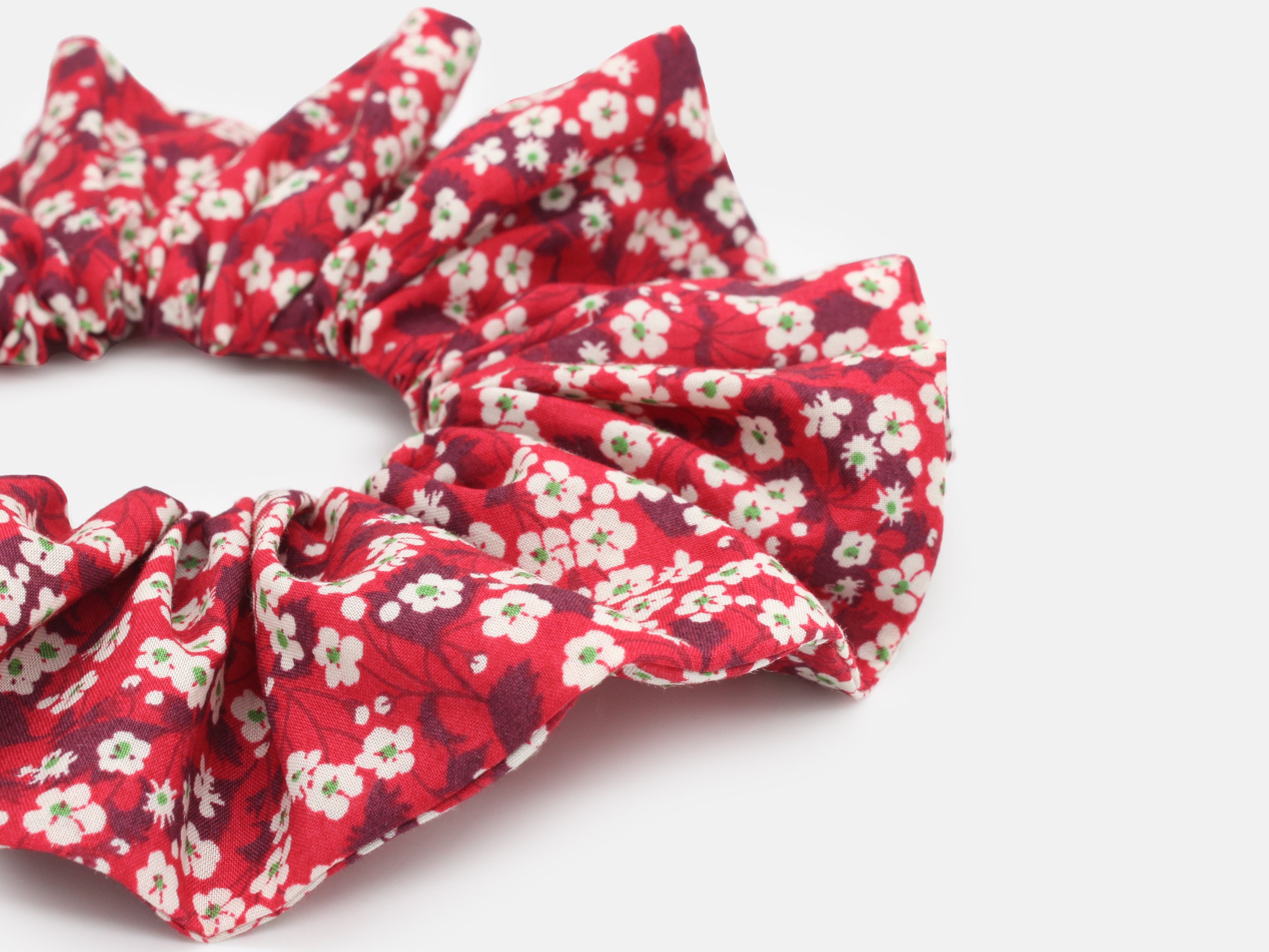 Scrunchie Close Up - Liberty London Mitsi Valeria D Print | Holme & Moss
