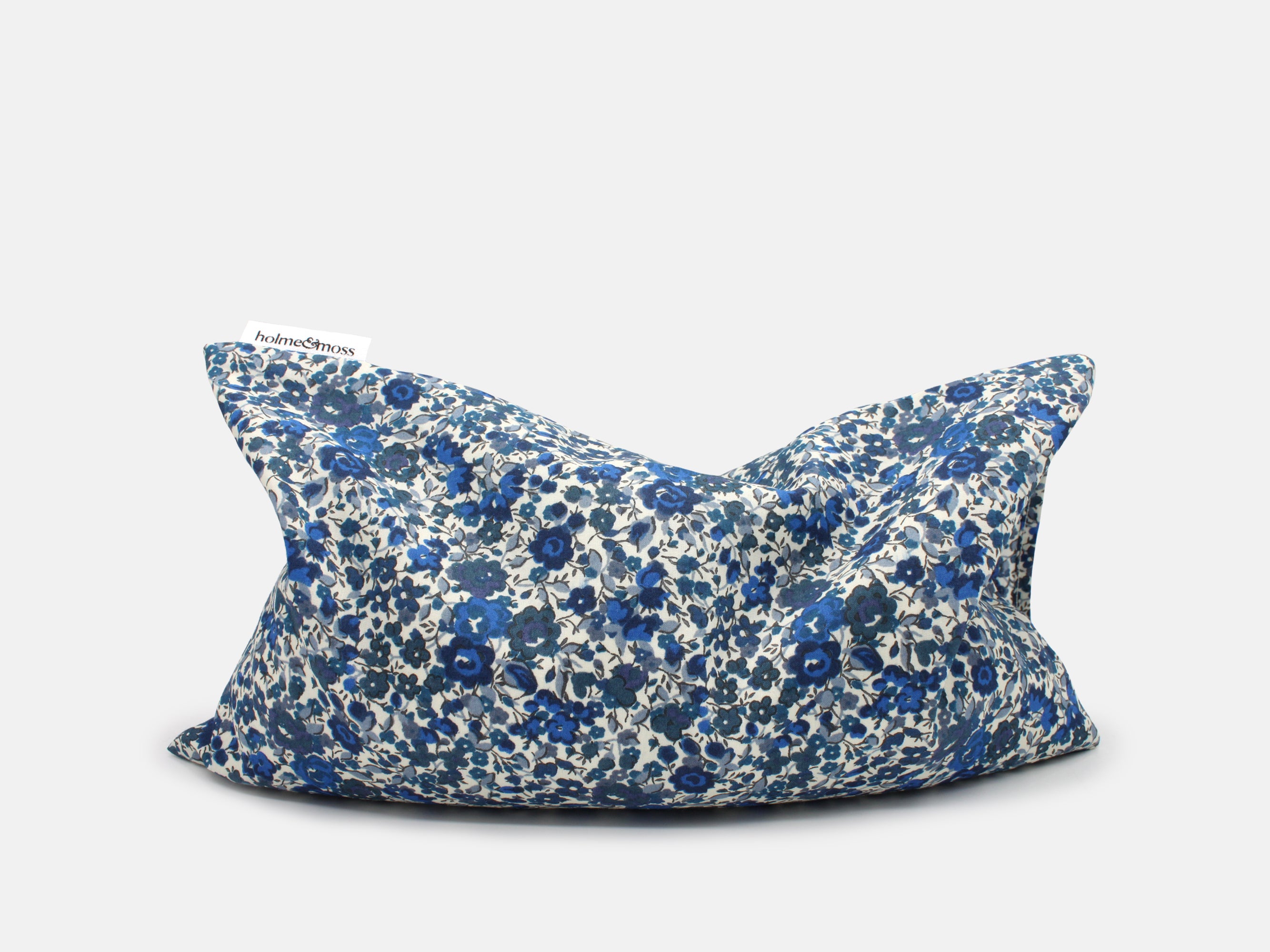 Relaxing Eye Pillow Fragranced with Lavender and Chamomile - Liberty London Emma and Georgina B Print | Holme & Moss