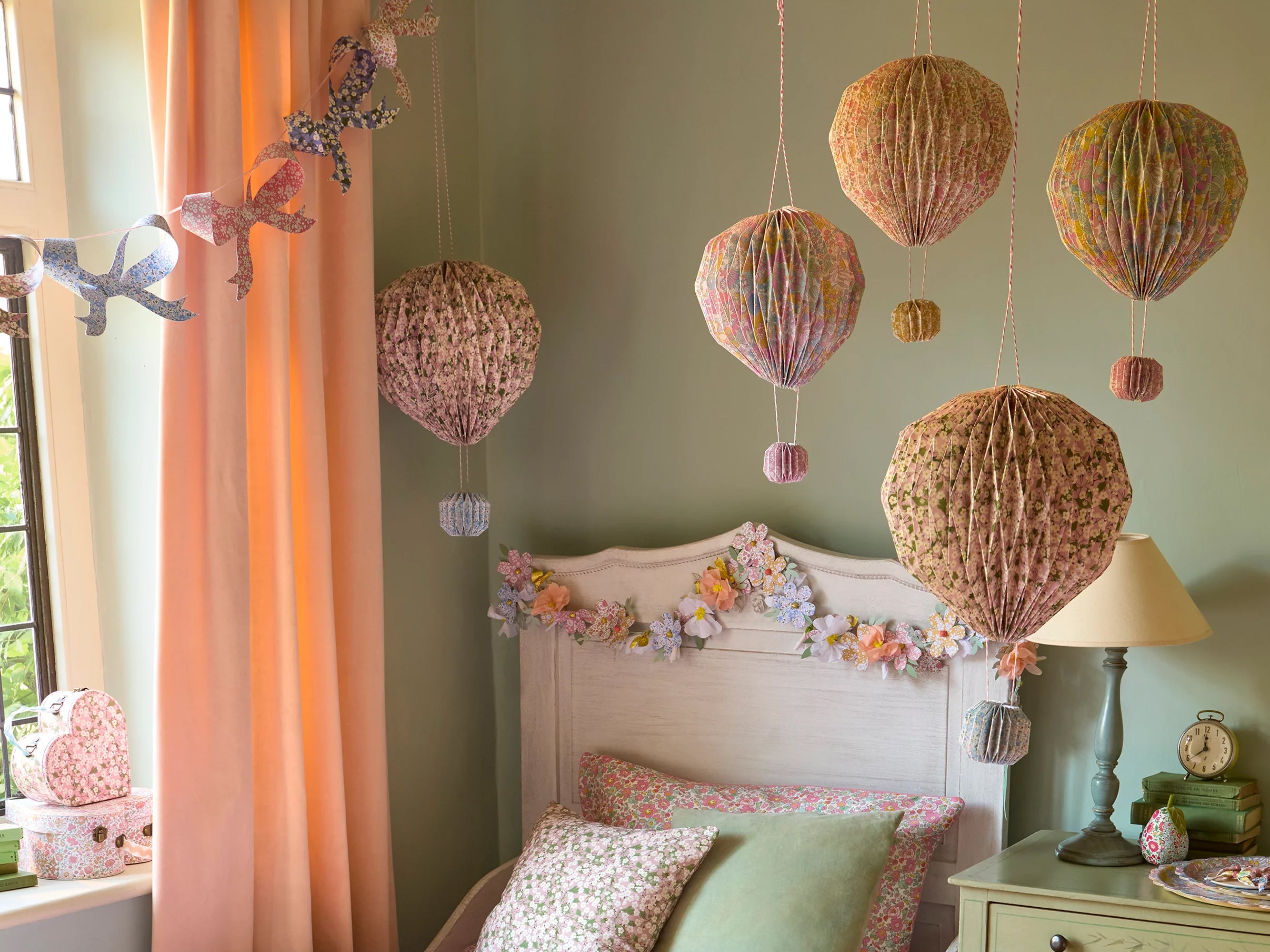 Meri Meri x Liberty Origami Balloon Decorations (3) | Holme & Moss