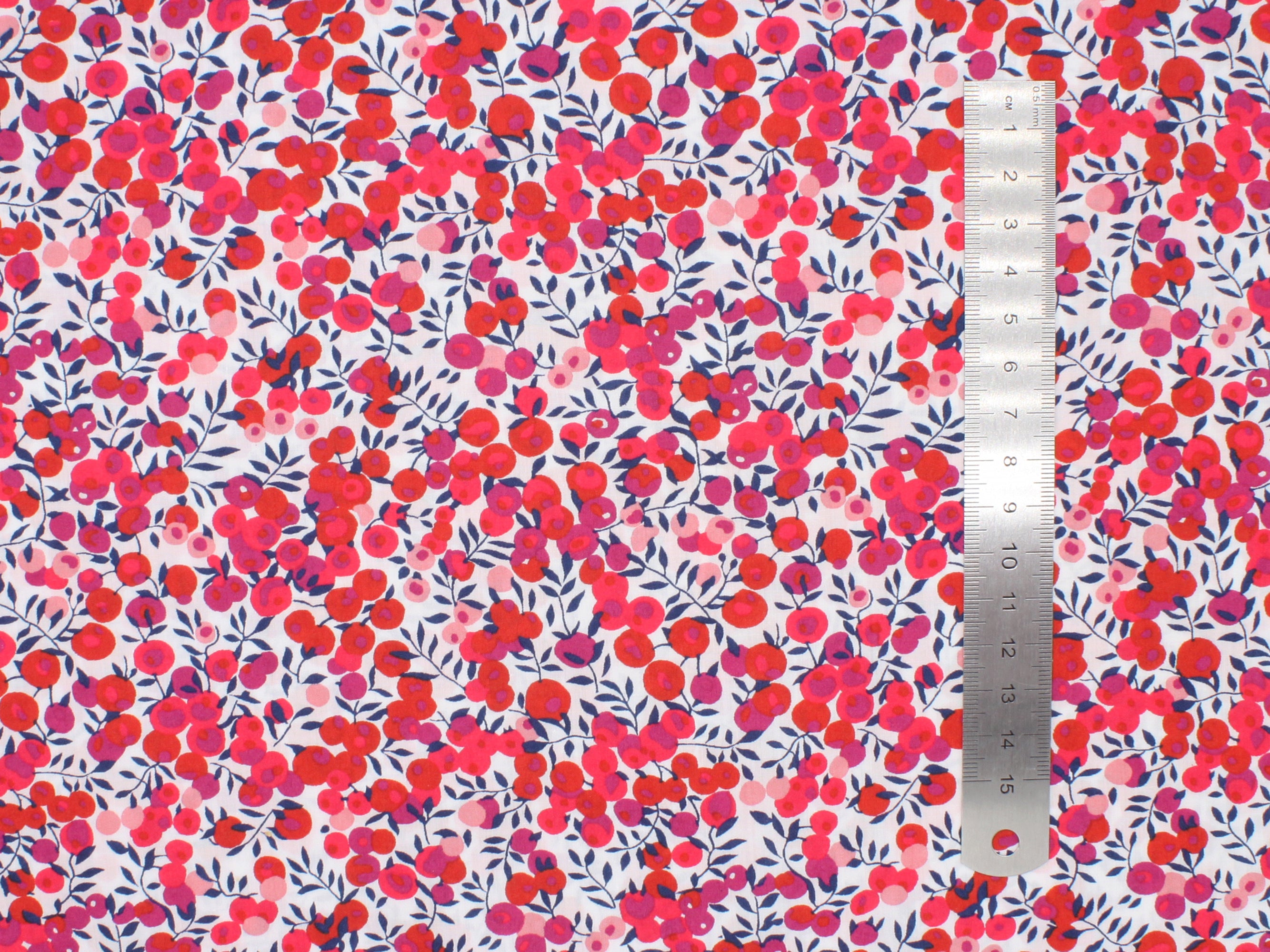 Liberty Fabrics - Wiltshire S Tana Lawn™ Cotton | Holme & Moss