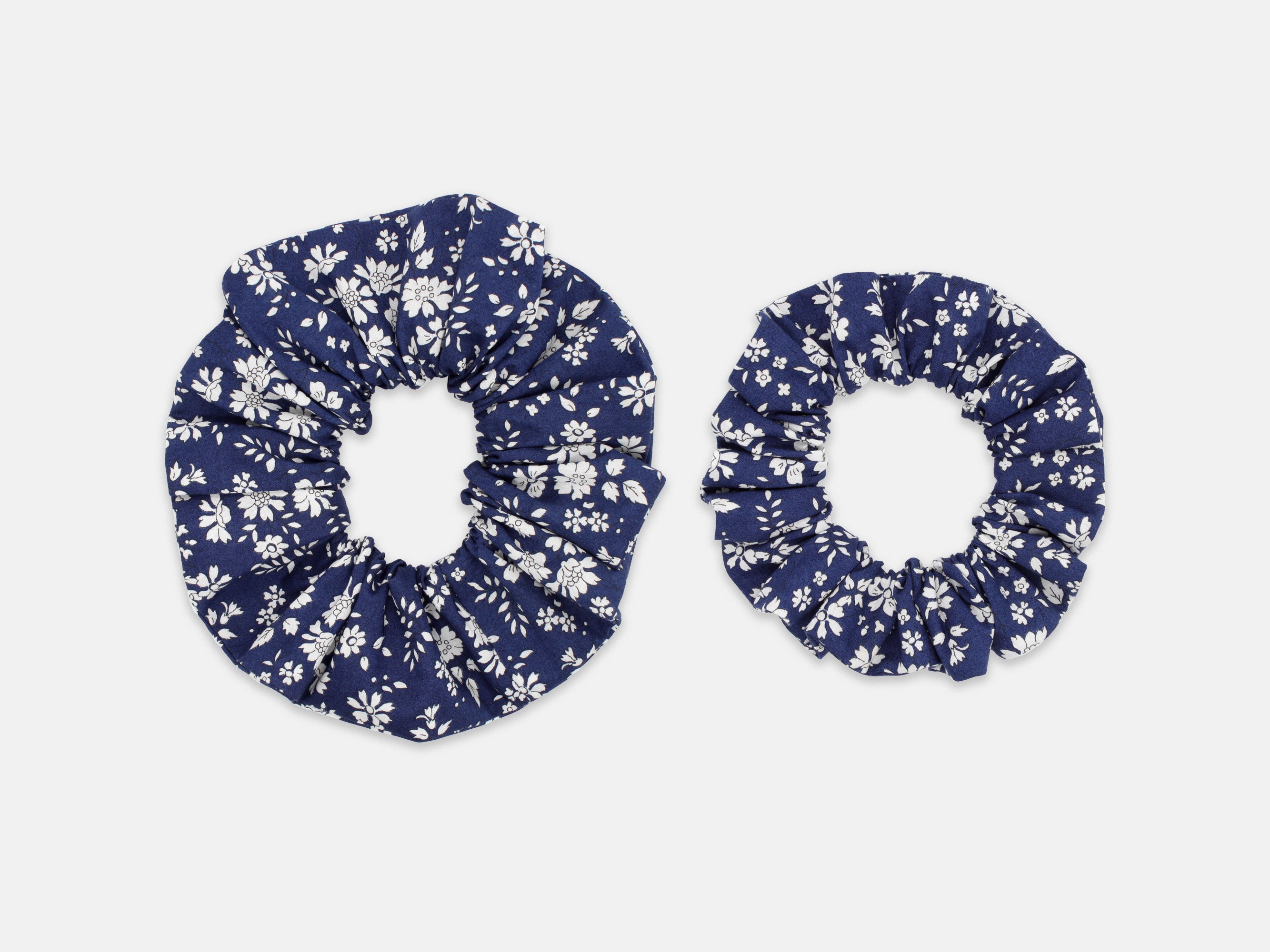 Large and Medium Scrunchie - Liberty London Capel U Print | Holme & Moss