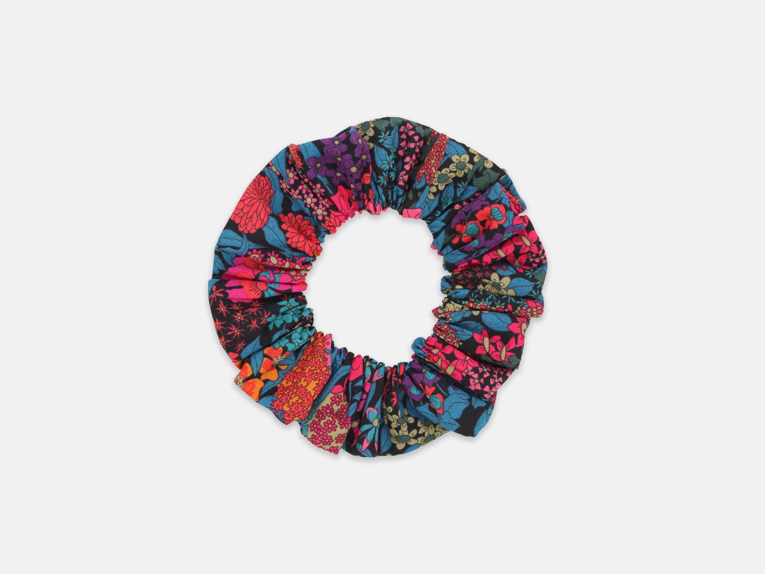 Medium Scrunchie - Liberty London Ciara C Print | Holme & Moss