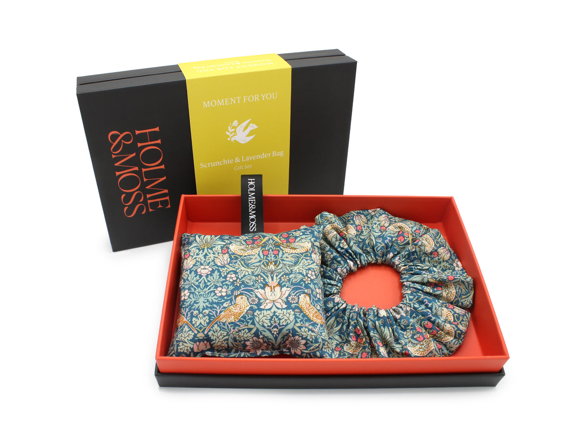 Scrunchie and Lavender Bag Gift Set – Liberty Strawberry Thief P Print | Holme & Moss