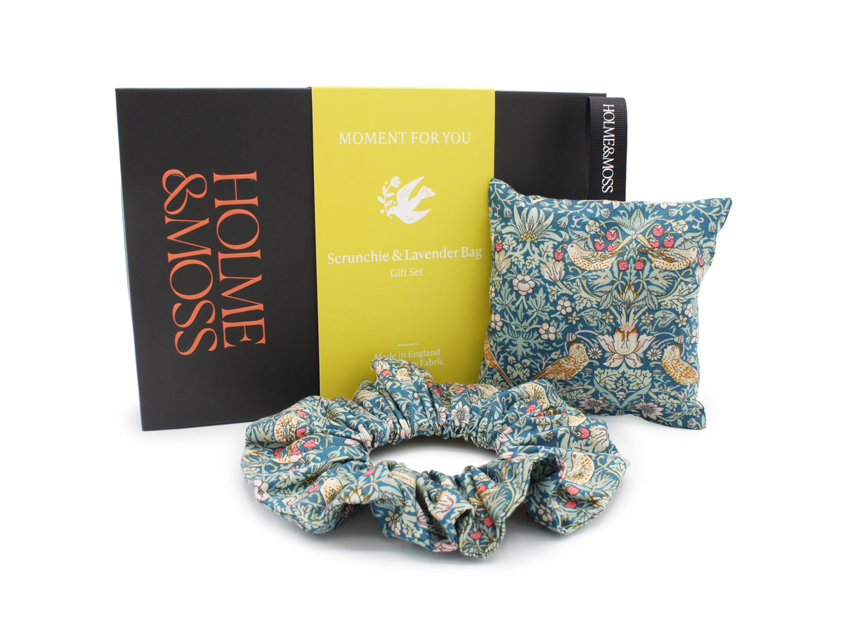 Scrunchie and Lavender Bag Gift Set – Liberty Strawberry Thief P Print | Holme & Moss