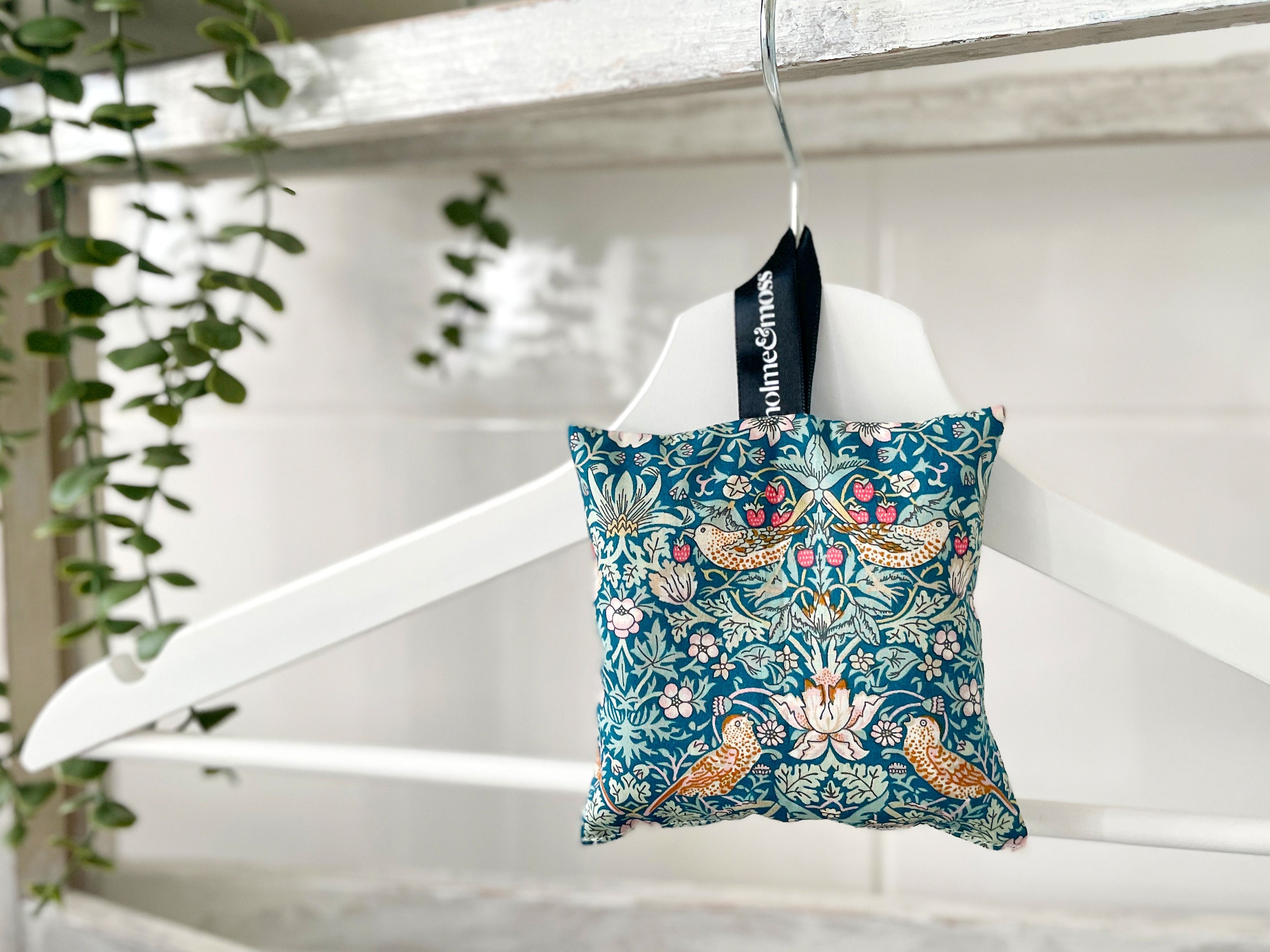 Lavender Bag - Liberty Strawberry Thief P Print | Holme & Moss