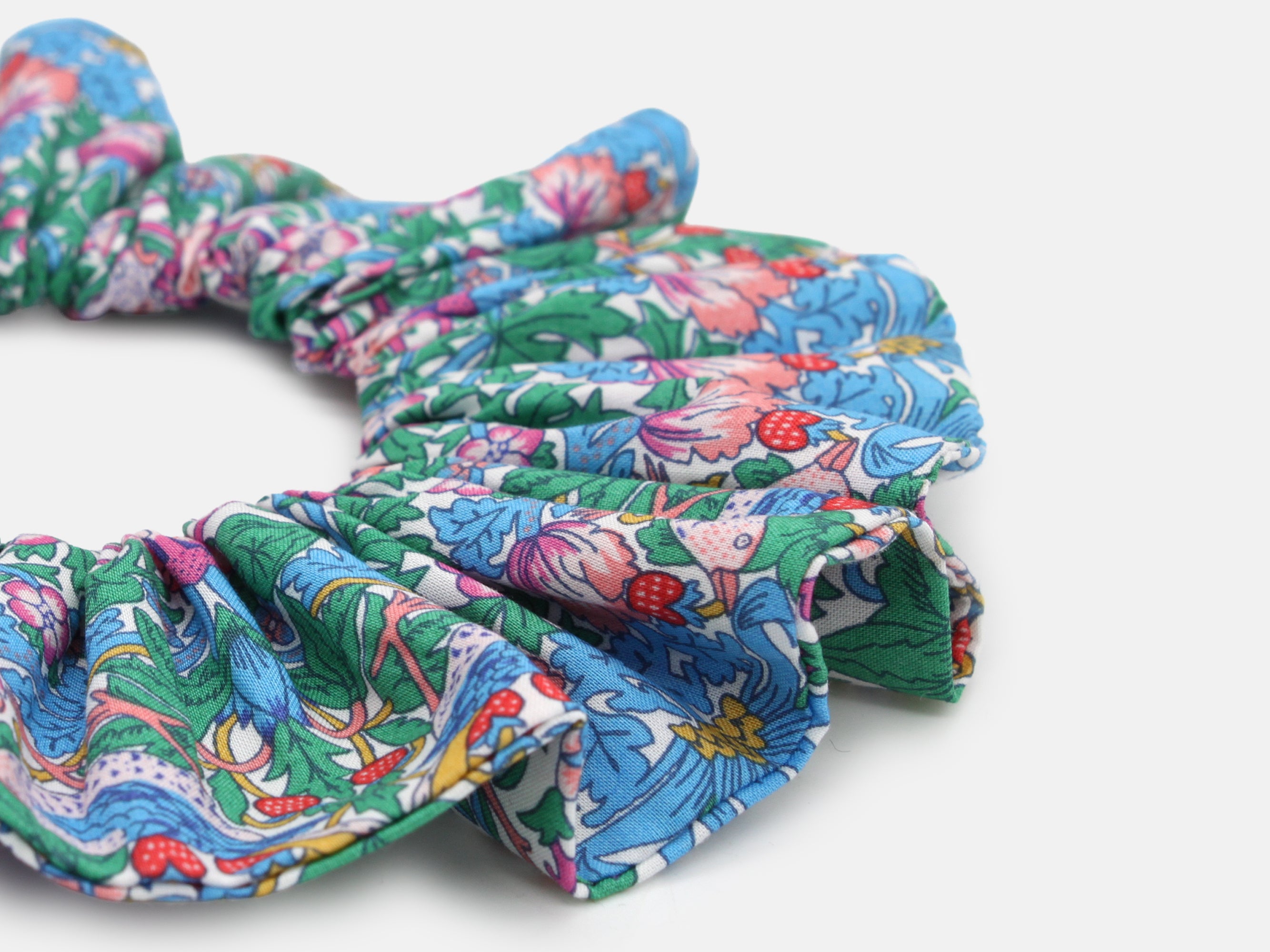 Large Scrunchie Close-Up - Liberty Strawberry Thief Spring F Print | Holme & Moss