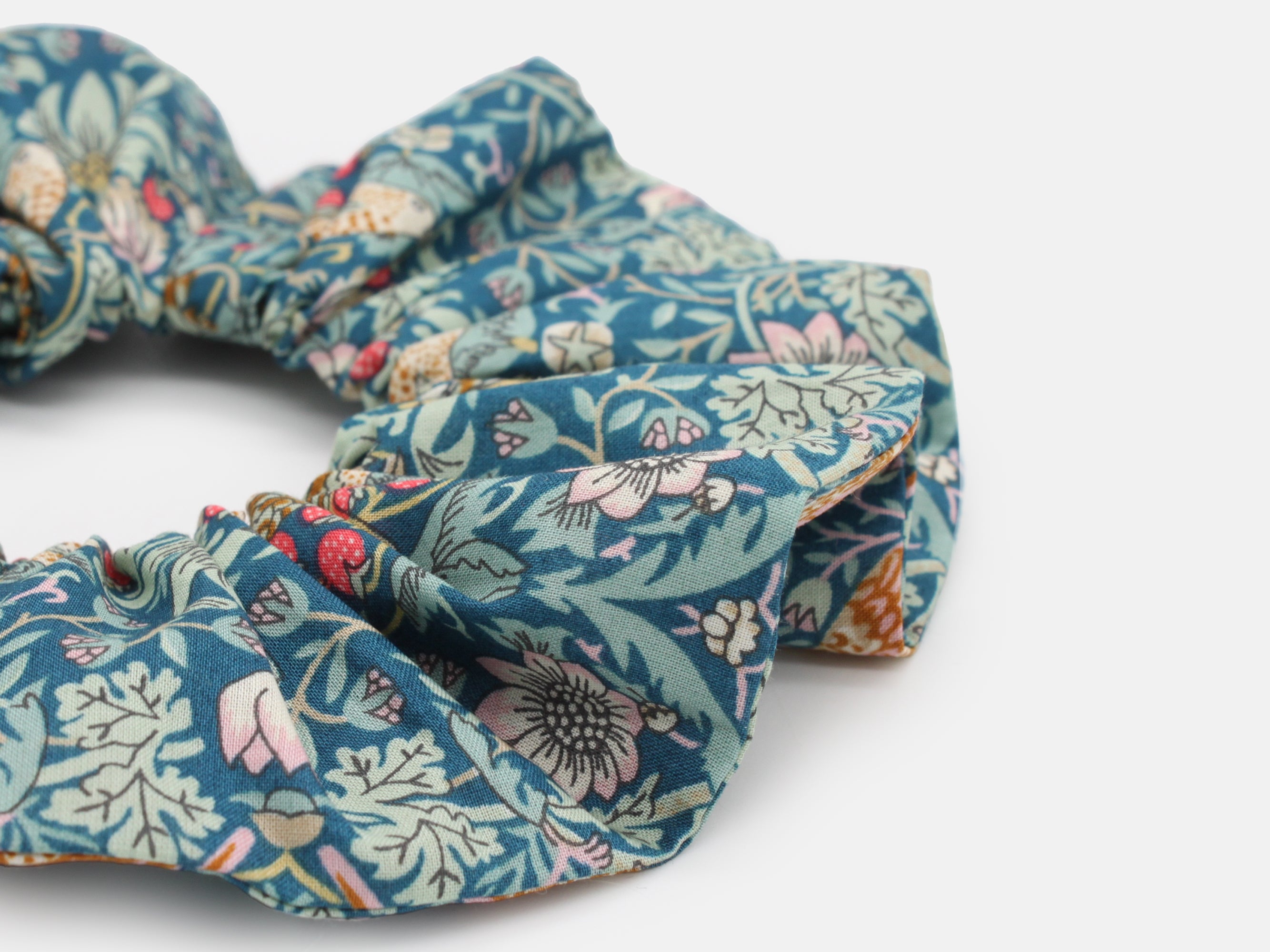 Large Scrunchie Close Up - Liberty London Strawberry Thief P Print | Holme & Moss