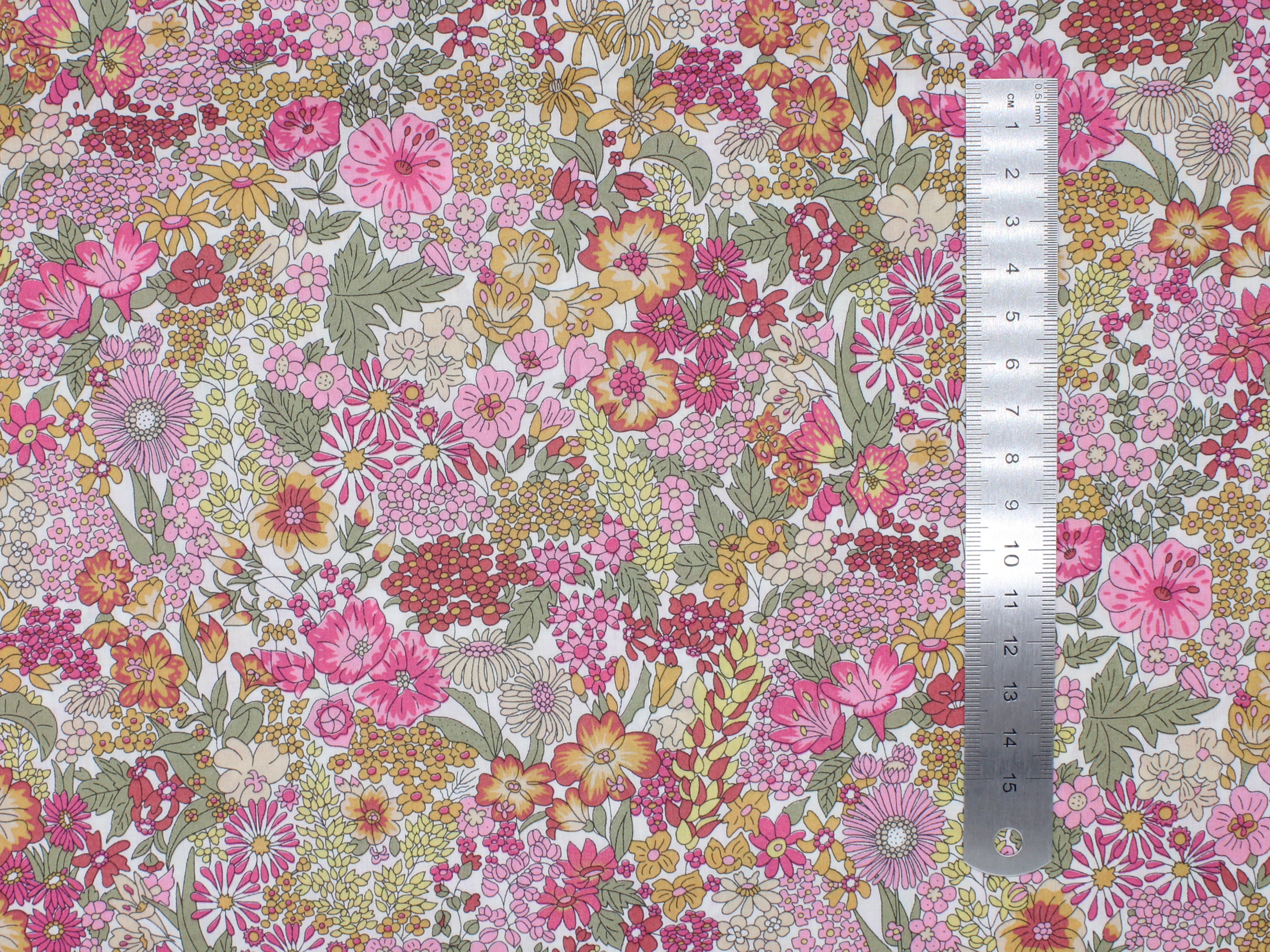 Liberty Fabrics - Margaret Annie J Tana Lawn™ Cotton | Holme & Moss