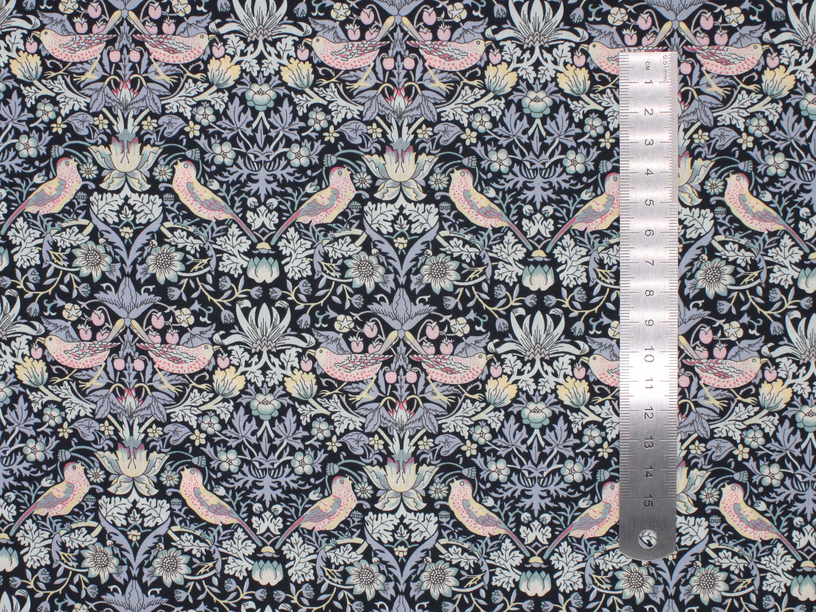 Liberty Fabrics - Strawberry Thief L Tana Lawn™ Cotton | Holme & Moss